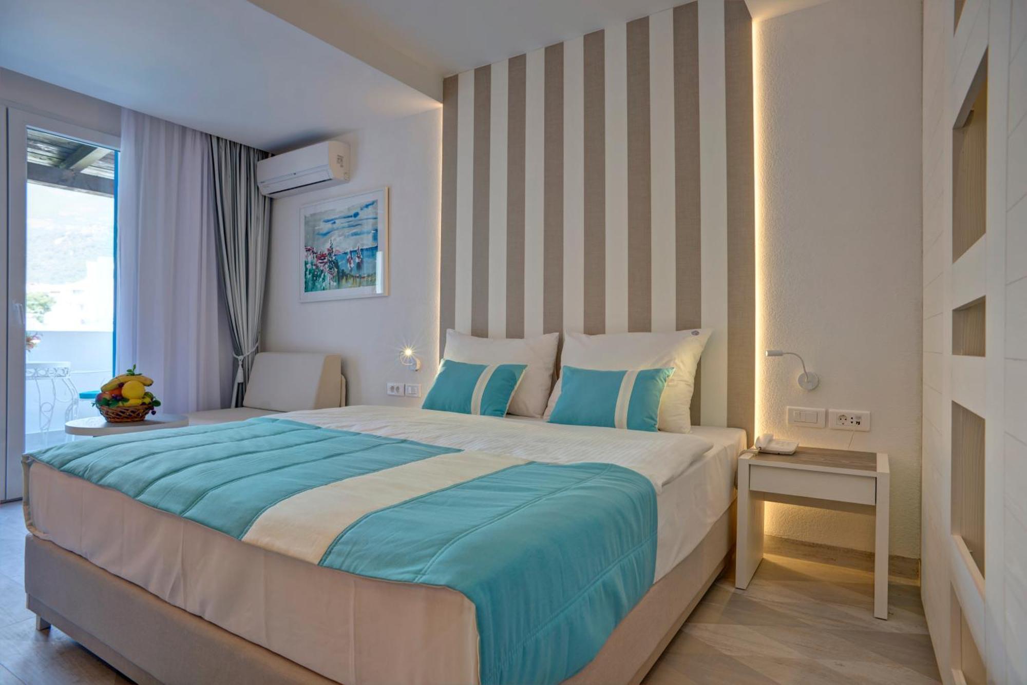 Hotel Aleksandar ブドヴァ エクステリア 写真